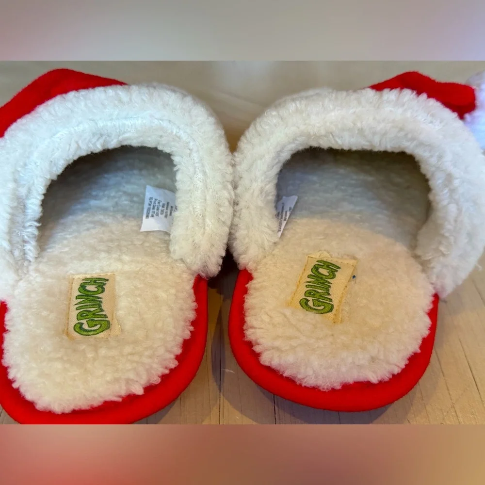 Official Dr. Seuss’ The Grinch Holiday Scuff Slippers – Kids Youth Small 11/12